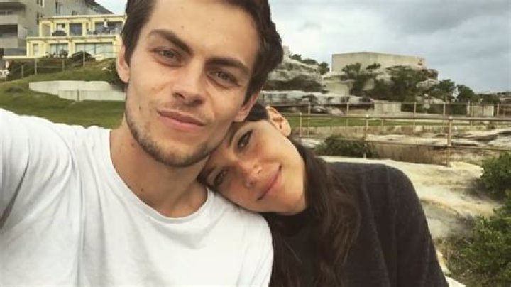 Freddy Carter Girlfriend - Kaz Brekker Actor Is Dating His GF For Over 3 Years!