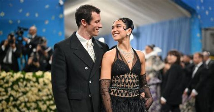 How Did Dua Lipa and Anwar Hadid Meet?