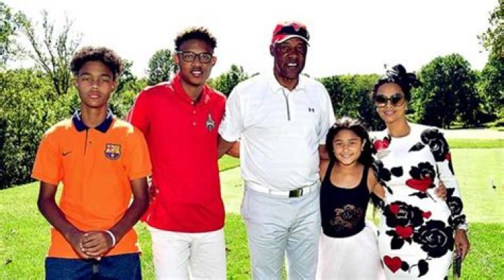 Julius Erving’s Complicated Family Life; Children through and Outside Married Life