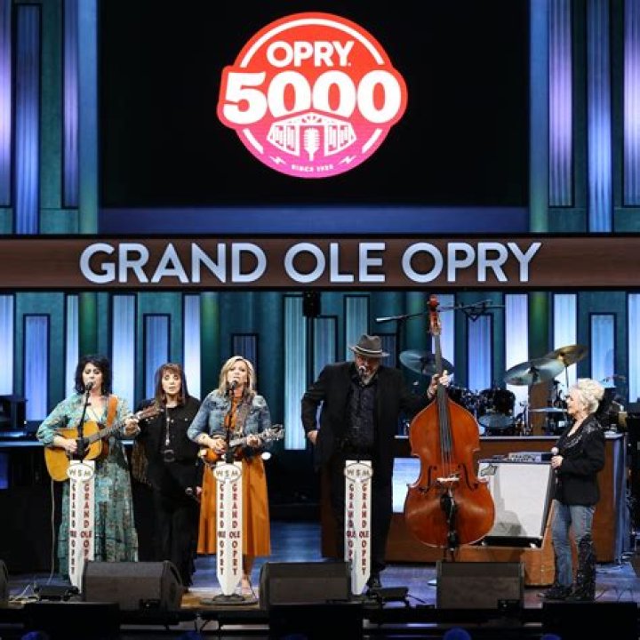 Peytan Porter Announces Grand Ole Opry Debut Date During First-Ever Headlining Show in Nashville – Celeb Secrets