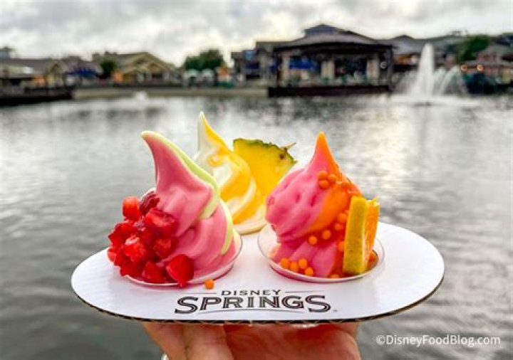 WDW Cupcakes Dole Whip Cupcake Pin