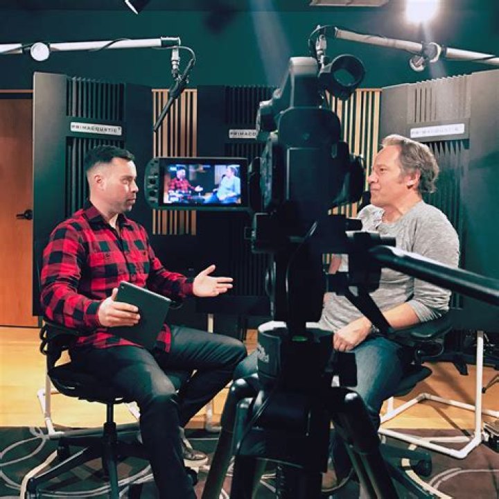 Who Is Mike Rowe’s Wife?